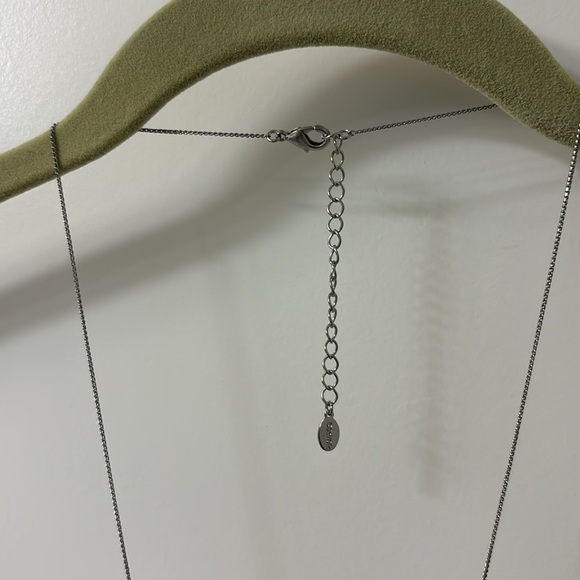 Linea by Louis Dell Olio - Picture 4 of 5